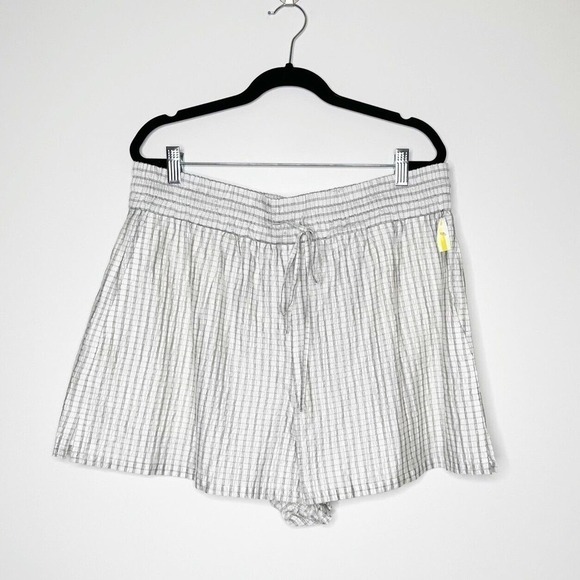 NEW Club Monaco Plaid Lightweight Grid Shorts High Rise Womens White Multi SZ XL